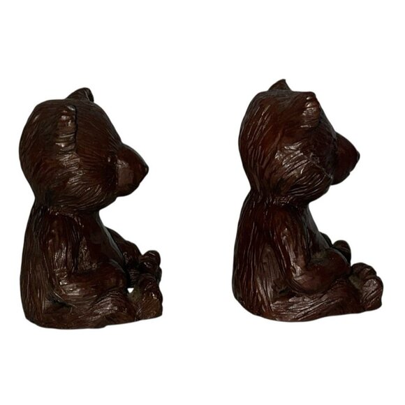2 Twin Bear Cub Figurine 1986 Carved Pecan Shell Resin Red Mill Mfg Co 4" - Picture 4 of 5